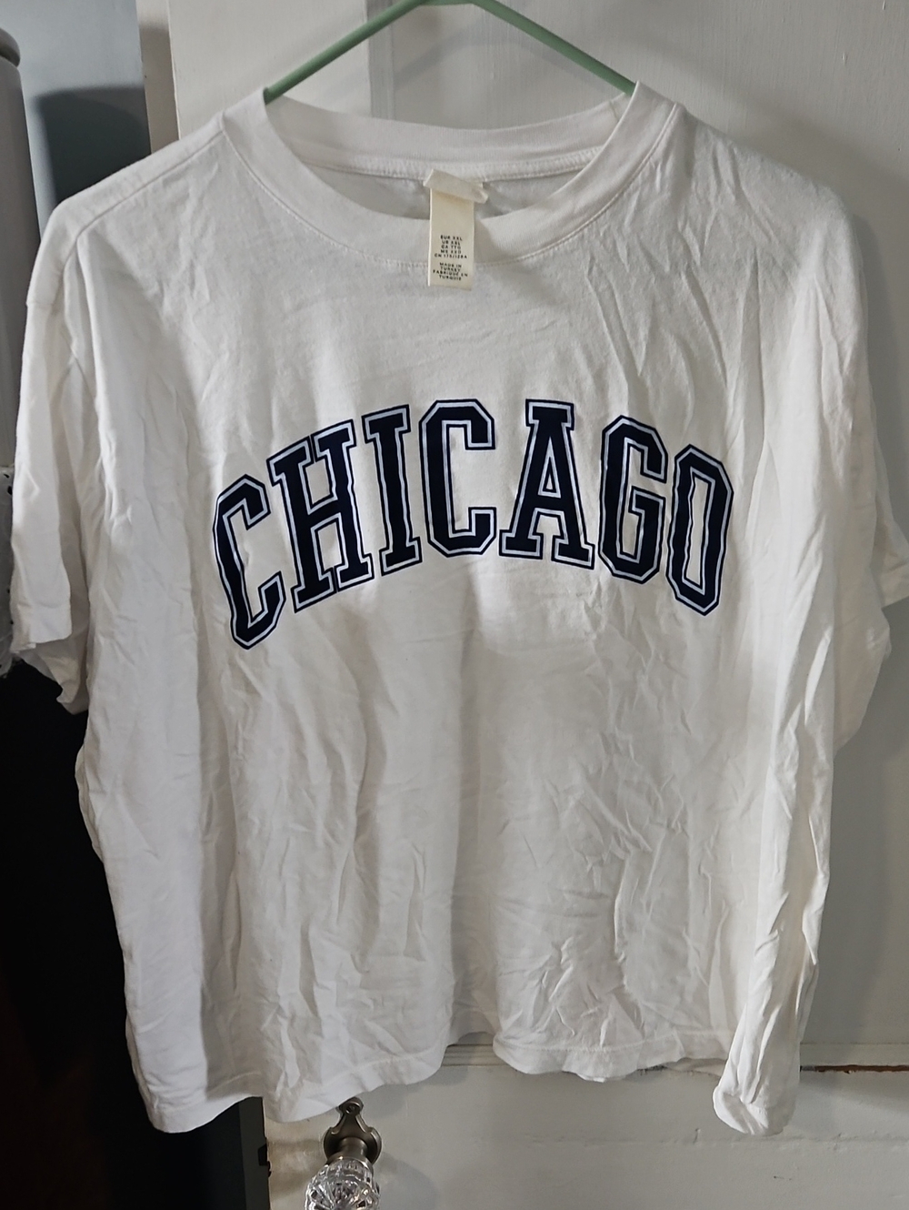 H&M Chicago Graphic White Crewneck T‑Shirt